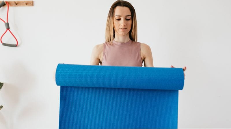 how to clean lululemon yoga mat