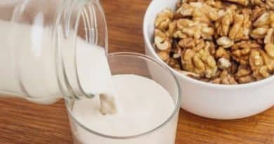 Benefits of Walnut Milk: Heart Health to Brain Boosts 10 benefits of walnut milk