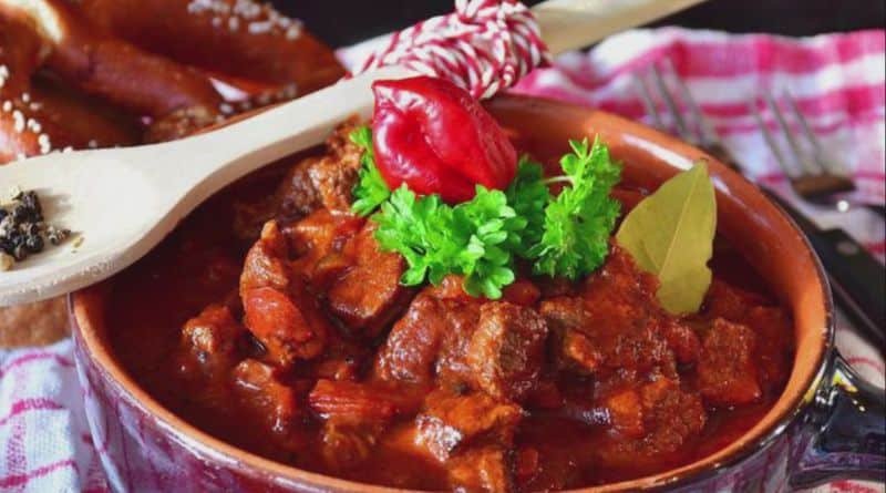 Is Beef Jerky Good for Diabetics? Health Benefits and Balanced Snacks 2 beef jerky high protein snacks