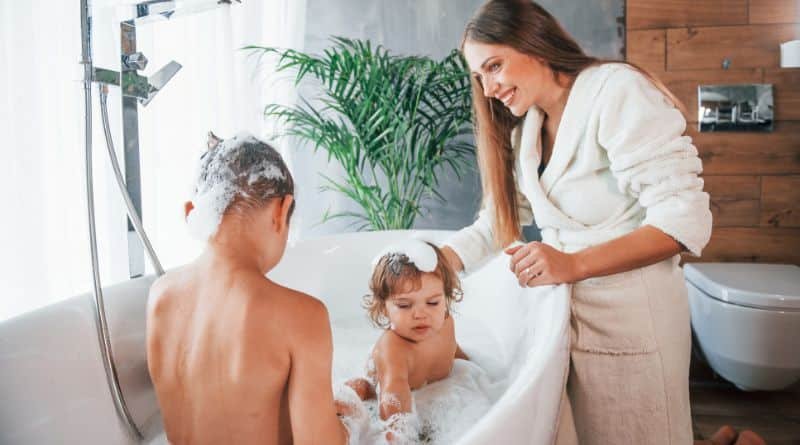 The 8 Benefits of Bathing for Your Health and Wellness 4 importance of regular bathing