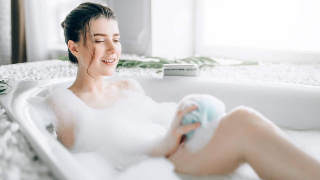 Ice Bath Benefits While Pregnant: What Every Mom Should Know 4 health benefits of ice baths